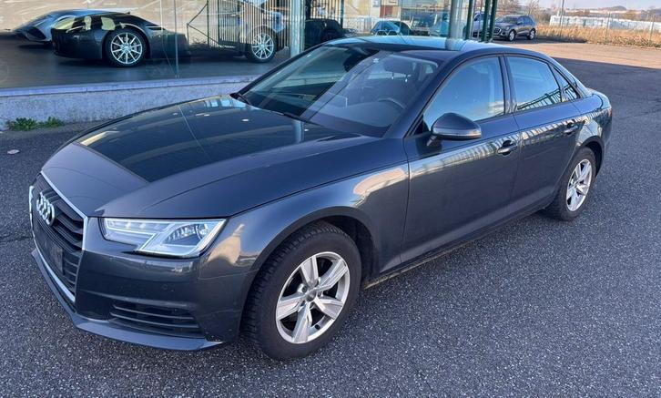 Audi A4 berline 2.0D 136CH/ 285.000Km/ Export / propre, Autos, Audi, Particulier, A4, Diesel, Euro 6, Berline, 5 portes, Automatique