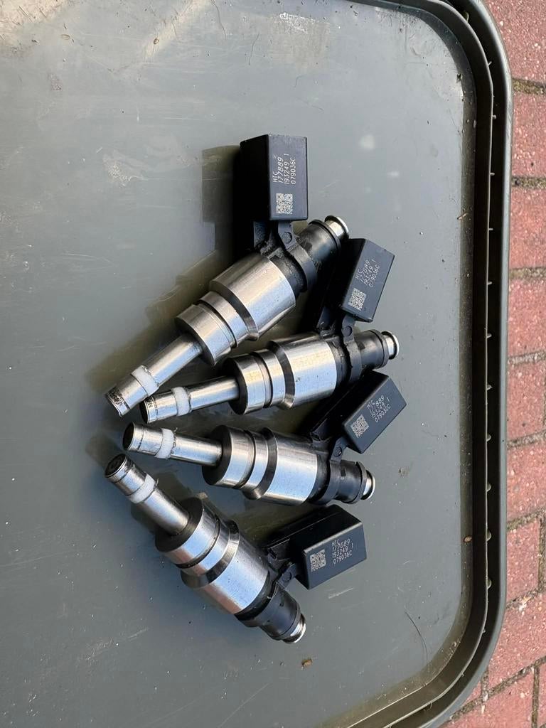 Injecteur type rs4 pour 2.0 tfsi ea113, Autos : Pièces & Accessoires, Enlèvement ou Envoi