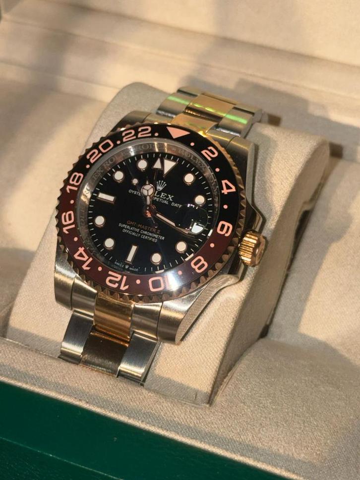 Rolex GMT-Master II “Root Beer”, Bijoux, Sacs & Beauté, Montres | Anciennes | Antiquités, Montre-bracelet, Or, Enlèvement ou Envoi