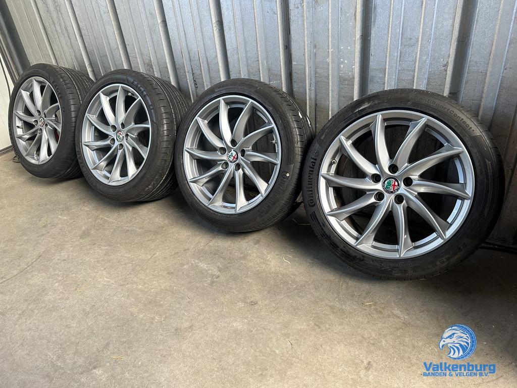 7mm! Originele Alfa Romeo Giulia QV 18 inch antraciete velge, 18 inch, Gebruikt, -, -