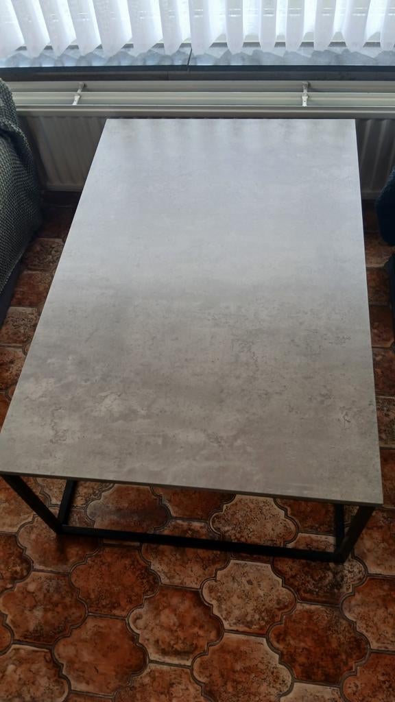 Salontafel, Ophalen, Metaal