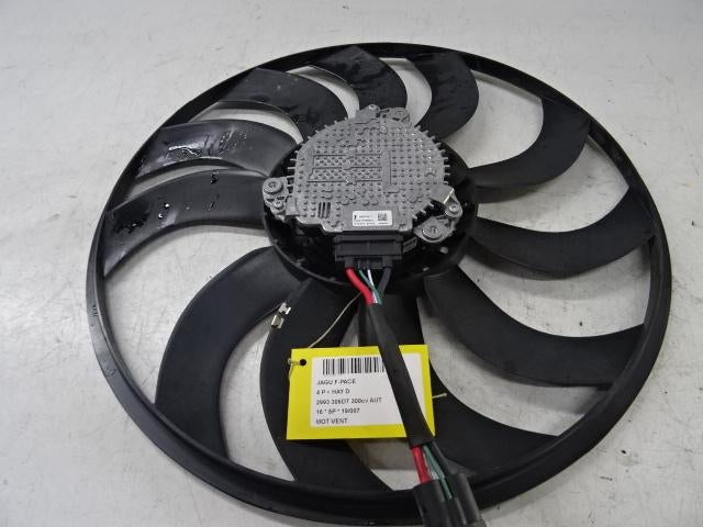 KACHEL VENTILATORMOTOR Jaguar F-Pace (01-2015/-) (500072811), Gebruikt, Jaguar