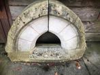 Pierre blanche à 3 niches, Enlèvement, Utilisé
