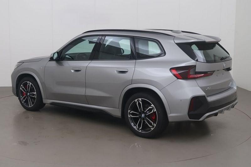 BMW X1 1.5ia sdrive18 136 AT, Auto's, BMW, 4 deurs, Gebruikt, Bedrijf, 5 zetels