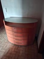 Afgeronde hoge commode, glaze plaat ,hele kleine schade, Ophalen