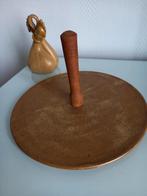 kaasplank in aardewerk + olie-en azijnstel, Schaal, Rond, Ophalen of Verzenden, Zo goed als nieuw