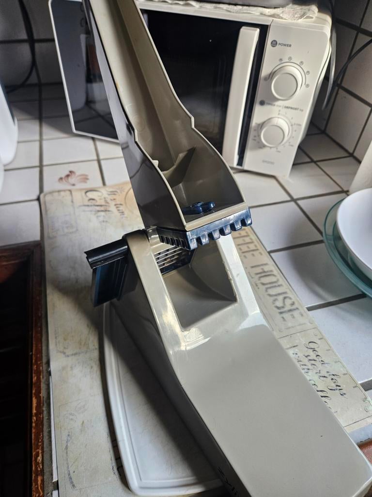 Patatten snijder voor frietjes, Huis en Inrichting, Ophalen