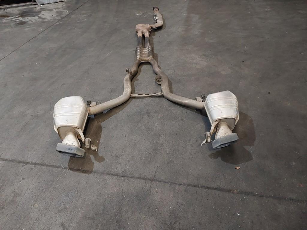 ÉCHAPPEMENT CENTRE + ARRIÈRE SILENCIEUX (|8516528|8518806|, Dhr. J. Ham, Administratie@autoham.nl, Utilisé, BMW