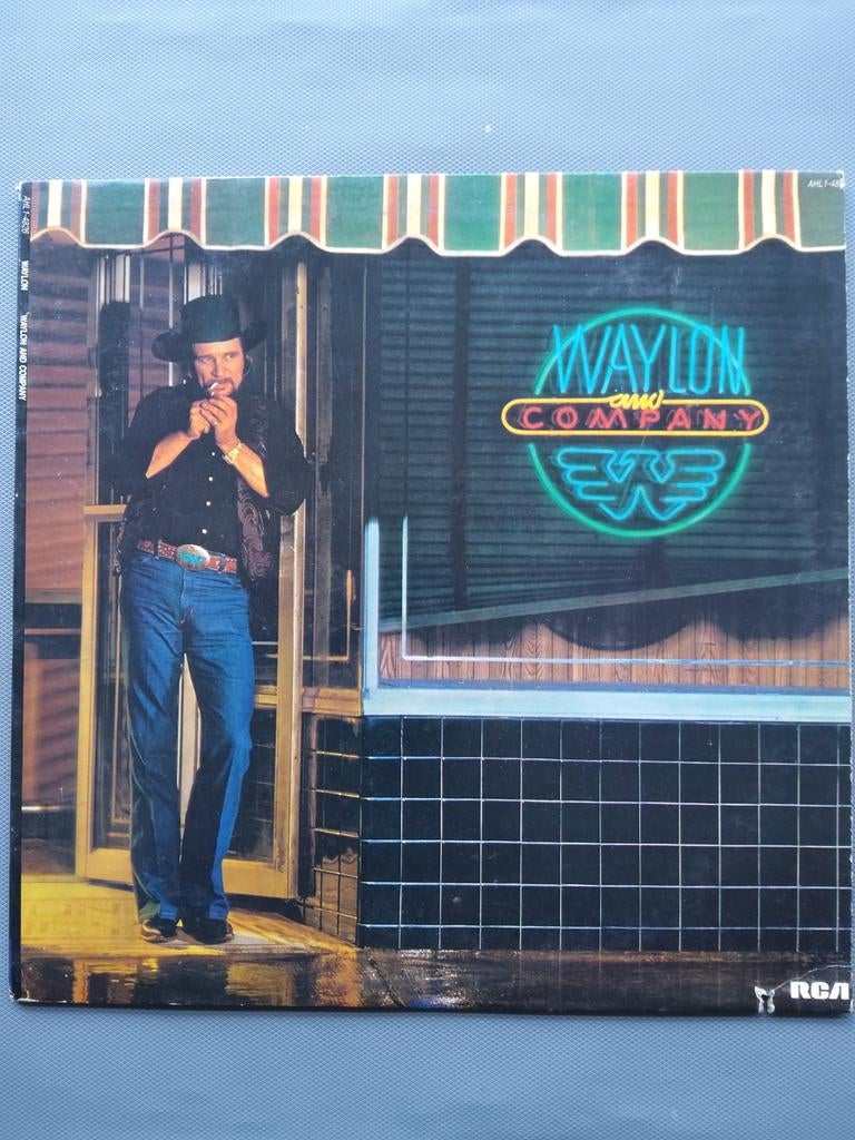 WAYLON JENNINGS  WAYLON AND COMPANY, Ophalen of Verzenden