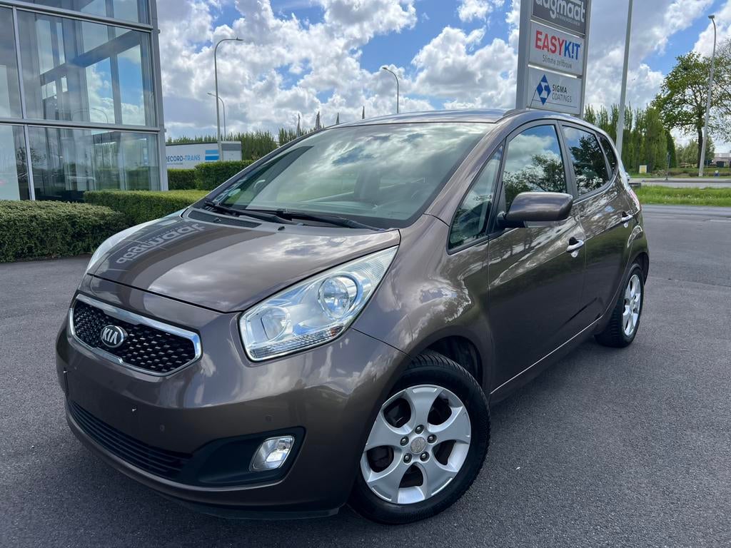 Kia Venga 1.6 diesel 2012, km155.000 navigatie, camera, Autos, Kia, Achat, Entreprise, Boîte manuelle, Noir