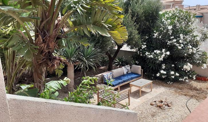 Torrevieja : App met 2 slpk + privé tuin : 12/08-03/09 vrij, Vakantie, Vakantiehuizen | Spanje, Costa Blanca, Appartement, Aan zee