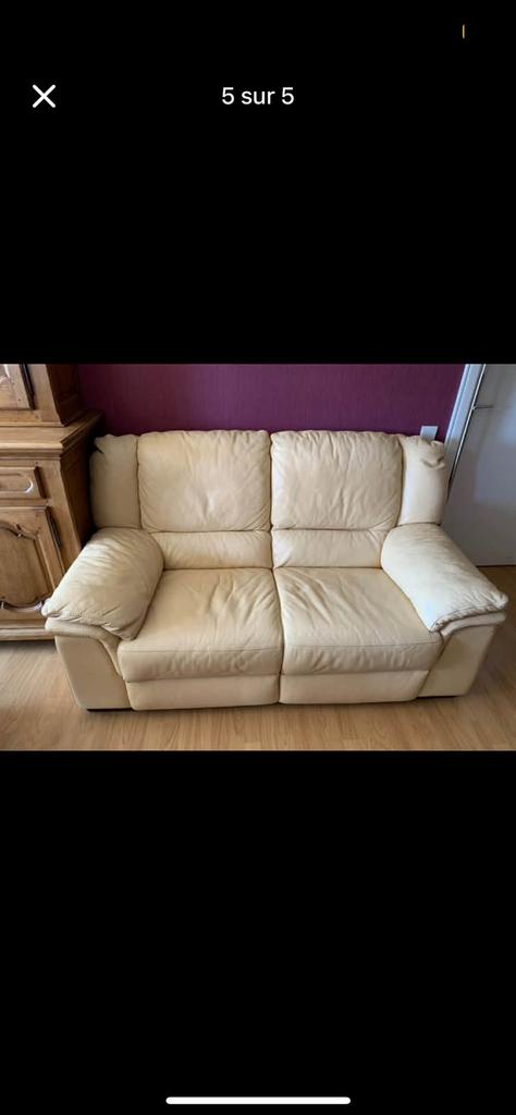 Salon beige cuir véritable avec 2 assises électriques, Maison & Meubles, Canapés | Salons, Utilisé, Quatre personnes ou plus, Cuir