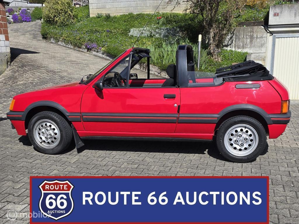 Peugeot 205 CTI Cabriolet | 1990 | Route 66 Auctions, Auto's, Oldtimers, Zwart, Bedrijf, Handgeschakeld, Overige carrosserie