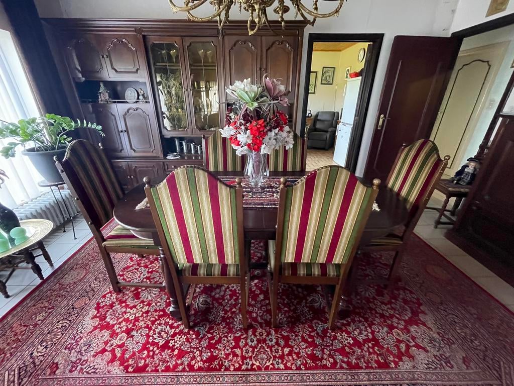 Eetplaats, Ophalen, Gebruikt