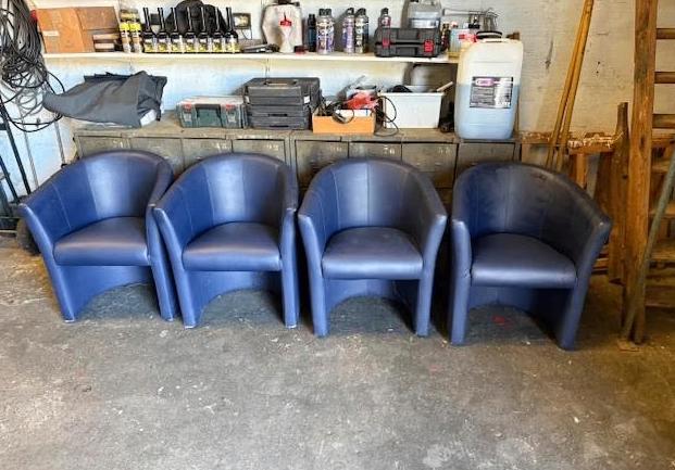 Leder stoel (4 stuks) 10 Euro per stuk, Maison & Meubles, Chaises, Comme neuf, Enlèvement, Cup, Quatre