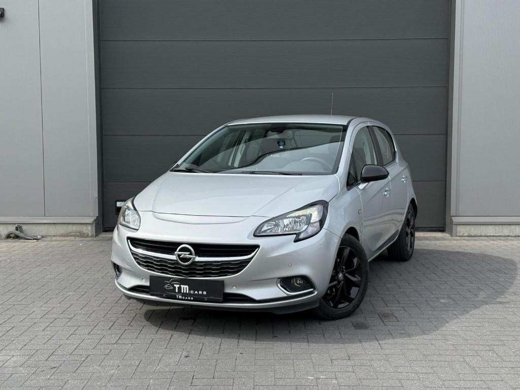 Opel corsa benzine 33.000km, Voorwielaandrijving, Stof, 4 cilinders, 1229 cc