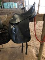 Butterfly zadel 17inch, Ophalen, Zo goed als nieuw, Dressuur