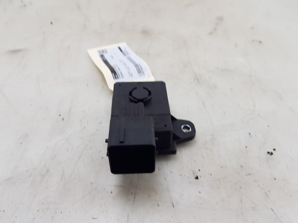 COMMUTATEUR START/STOP Peugeot 3008 II (M4 / MC / MJ / MR), Utilisé, Peugeot