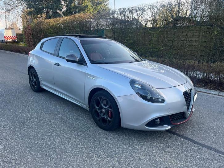 Alfa Giulietta 1.6 jtd Aut. 202000 km 06/2017 euro6, Auto's, Alfa Romeo, Particulier, Te koop, Giulietta, ABS, Airbags, Airconditioning