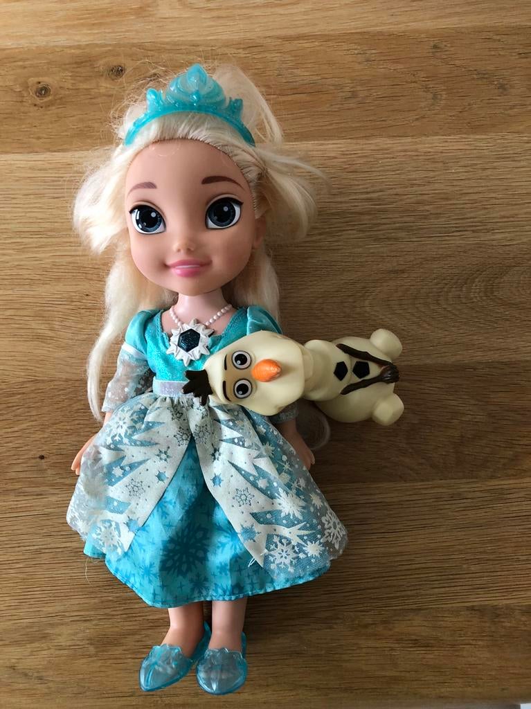 Elsa pop 56cm, Ophalen, Gebruikt, Pop