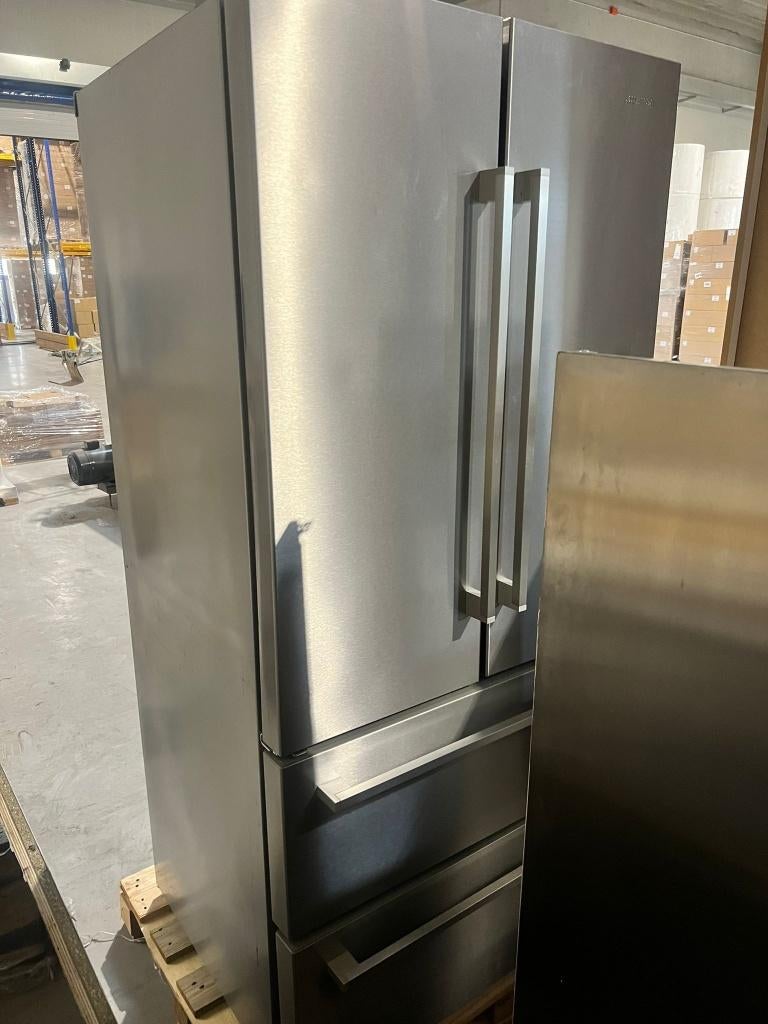 smeg ijkast, Electroménager, Réfrigérateurs & Frigos, Comme neuf, Avec compartiment congélateur, 200 litres ou plus, 160 cm ou plus