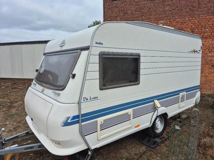 Hobby 400 caravan, Caravans en Kamperen, Caravans, Particulier, tot en met 4, 1000 - 1250 kg, Treinzit, Hobby, Stapelbed, Overige typen