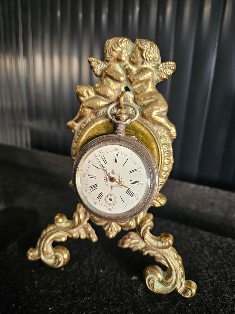 Antiek zakhorloge, Ophalen