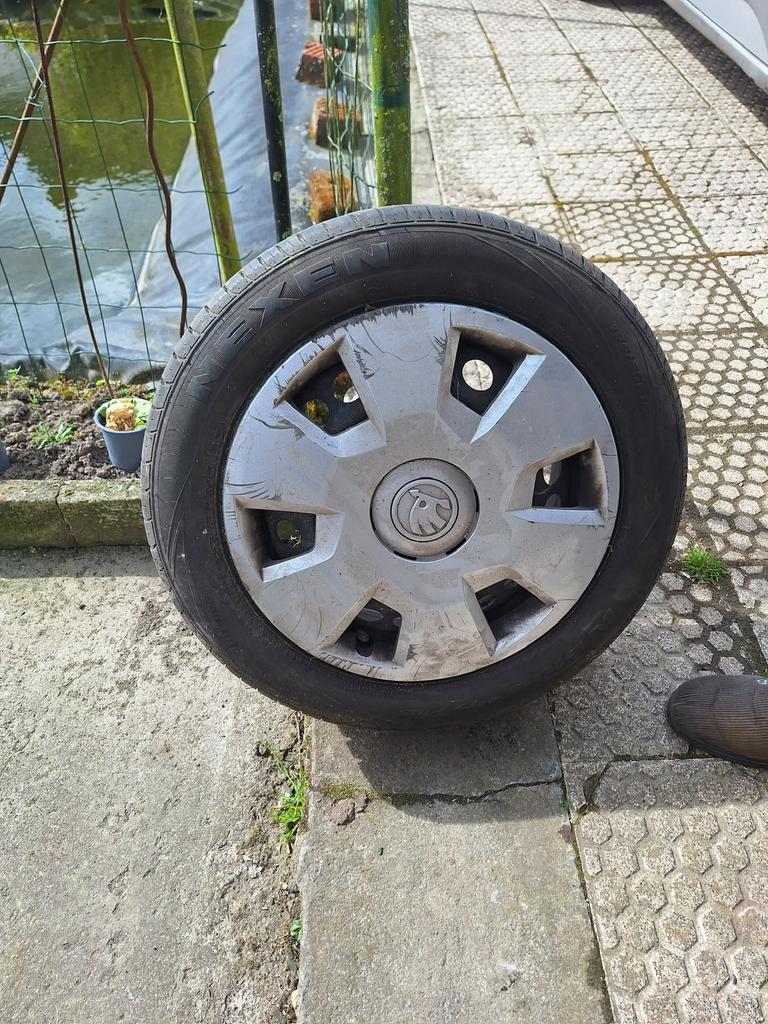 Pneu ete, Enlèvement, Pneu(s)