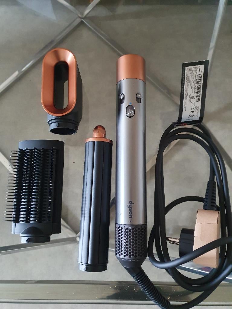 Dyson haardroger airwrap origin multistyle koper, Handtassen en Accessoires, Uiterlijk | Haarverzorging, Nieuw, Haardroger, Ophalen of Verzenden