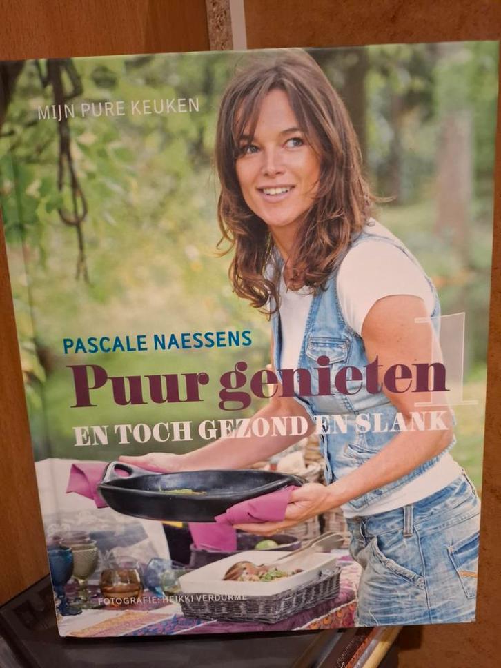 Pascale Naessens - Puur genieten en toch gezond en slank, Boeken, Kookboeken, Ophalen of Verzenden