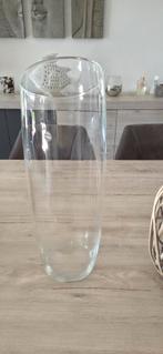 Vase en verre, Enlèvement