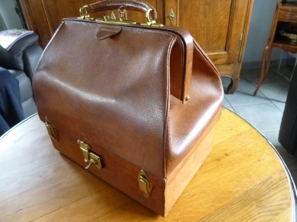 Hermès (echt) grote leren aktetas, Ophalen of Verzenden, Gebruikt, Bruin, Handtas