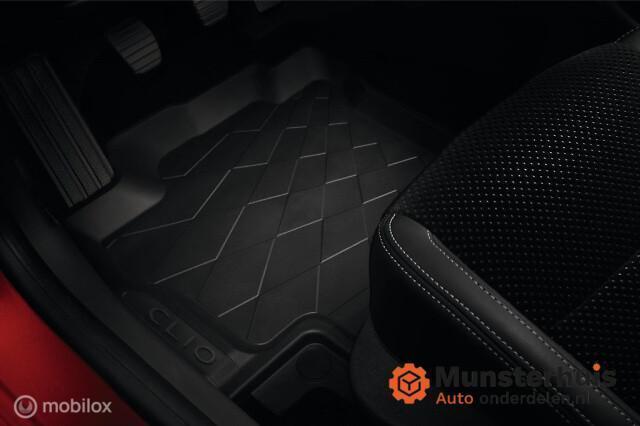 Mattenset  zwart Renault Clio IV ('13->) 8201657256, Auto-onderdelen, Interieur en Bekleding, Renault, Nieuw, Ophalen of Verzenden