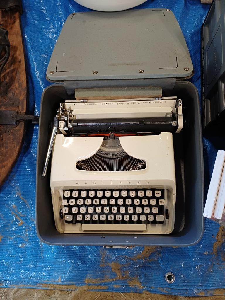 Machine à écrire Remington, Diversen, Typemachines, Gebruikt
