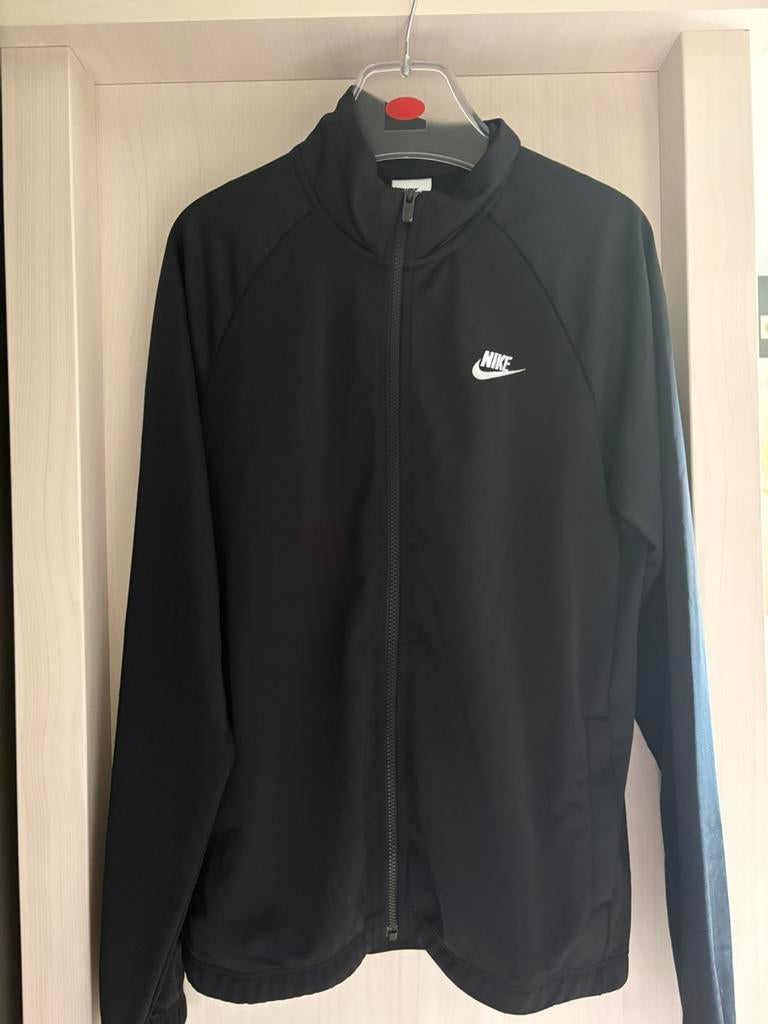 Nike trainingspak heren maat smal, Ophalen, Zo goed als nieuw