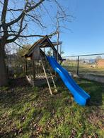 Prachtige houten speeltoren met huisje, glijbaan en zandbak, Ophalen, Zo goed als nieuw, Glijbaan