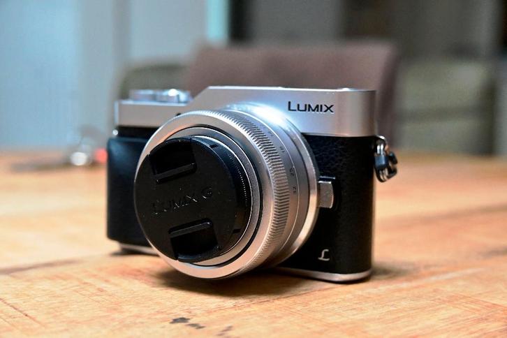 Panasonic Lumix GX800 + 12-32mm met 1088 clicks, Audio, Tv en Foto, Fotocamera's Digitaal, Zo goed als nieuw, Overige Merken, Ophalen of Verzenden