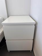 IKEA wit nachtkastje met 2 lades – zeer goede staat – €25, Ophalen, Minder dan 45 cm, 55 tot 70 cm, Zo goed als nieuw