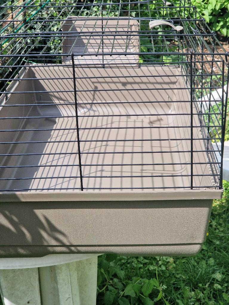 Baldo konijnenkooi mokka 53*100*46 cm als nieuw, Dieren en Toebehoren, Knaagdieren en Konijnen | Hokken en Kooien, Kooi, Zo goed als nieuw