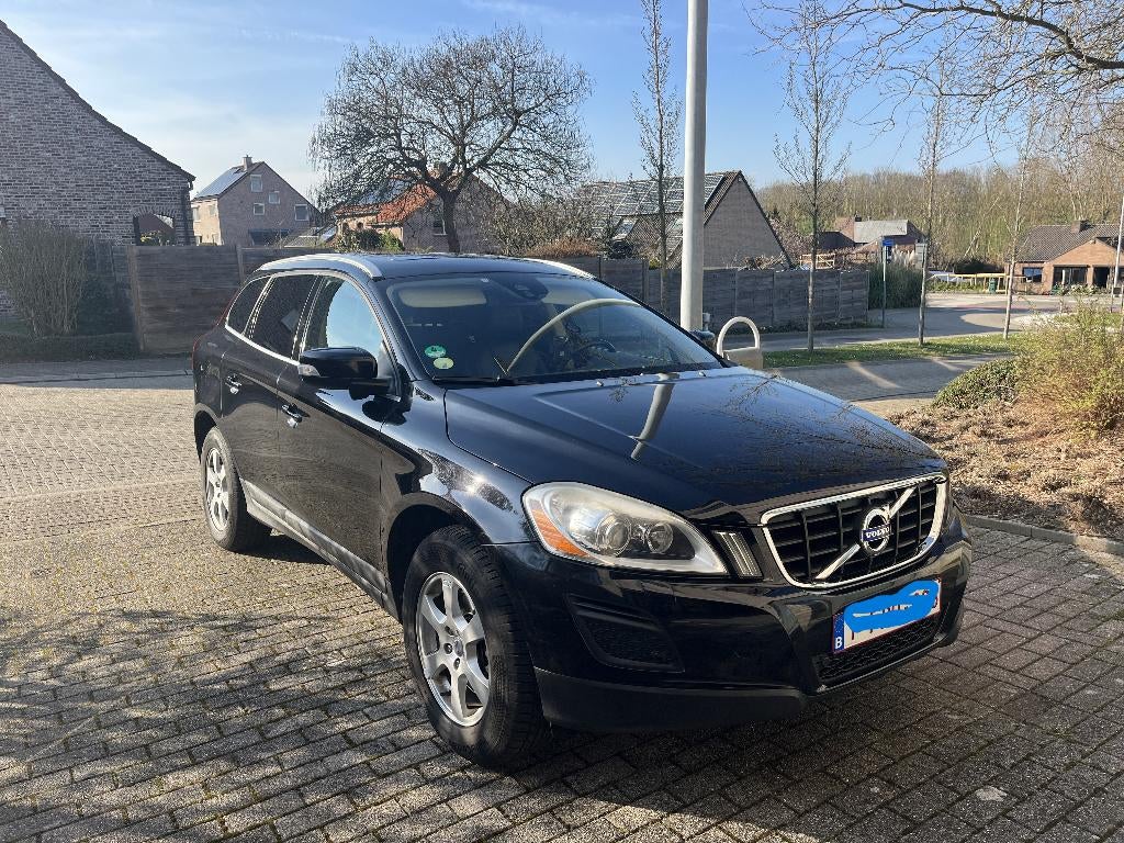 Volvo XC60 2013 Summum Zgst dealer onderhouden, Auto's, Volvo, Euro 5, Zwart, 1984 cc, Zwart