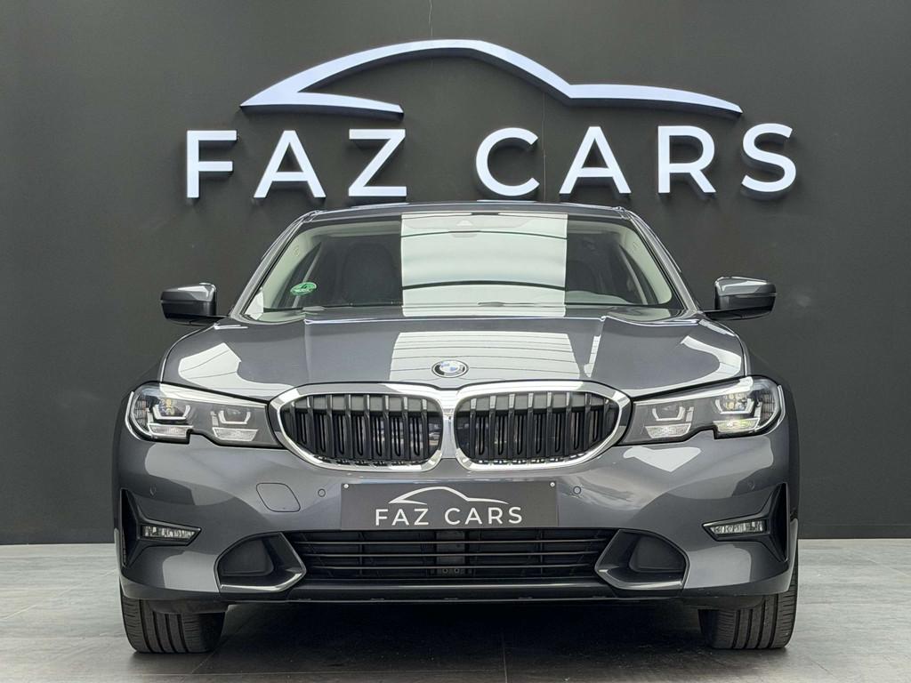 BMW 3 Serie 318 iA * 1ER PROP + CUIR + GPS + CAMERA + GARANT, Autos, BMW, Cuir, Argent ou Gris, Achat, https://public.car-pass.be/vhr/81021c96-8365-4931-a95c-325052e13b5b