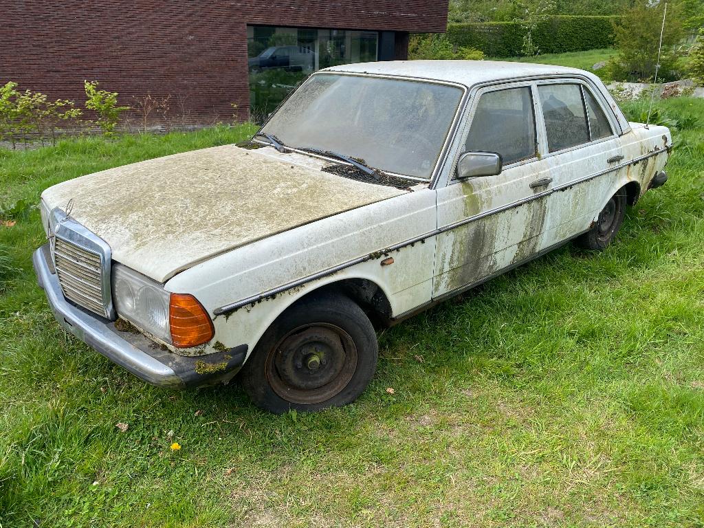 Mercedes W123 240 diesel 1980 185000km 1ere propriétaire, Particulier, Diesel, Achat