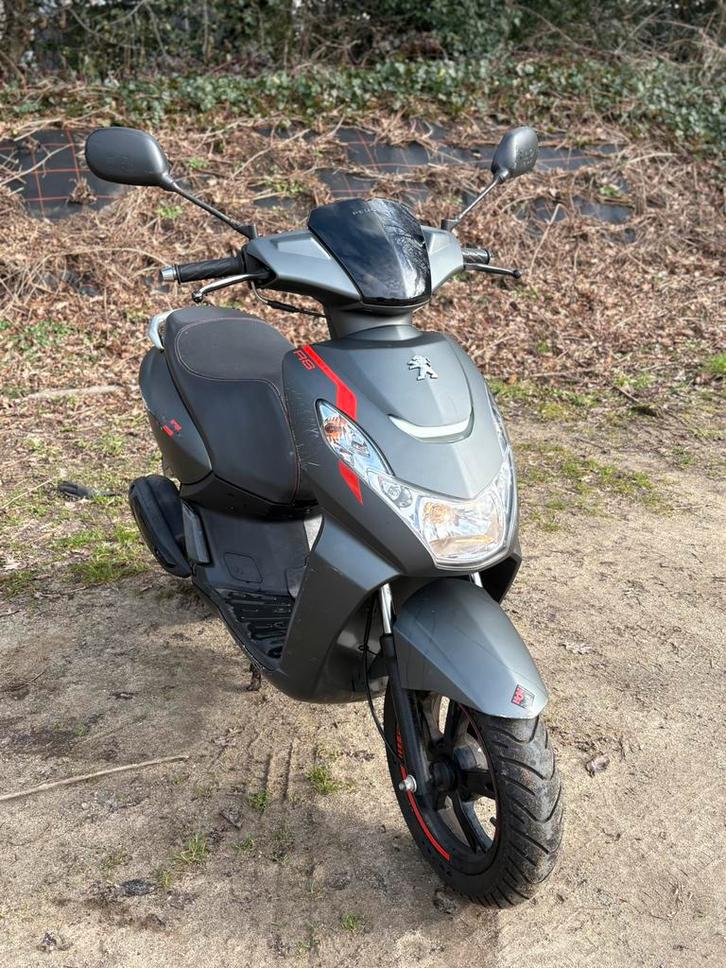 Peugeot kisbee a klasse, Vélos & Vélomoteurs, Scooters | Peugeot, Comme neuf, Autres modèles, Classe A (25 km/h), Essence, Enlèvement