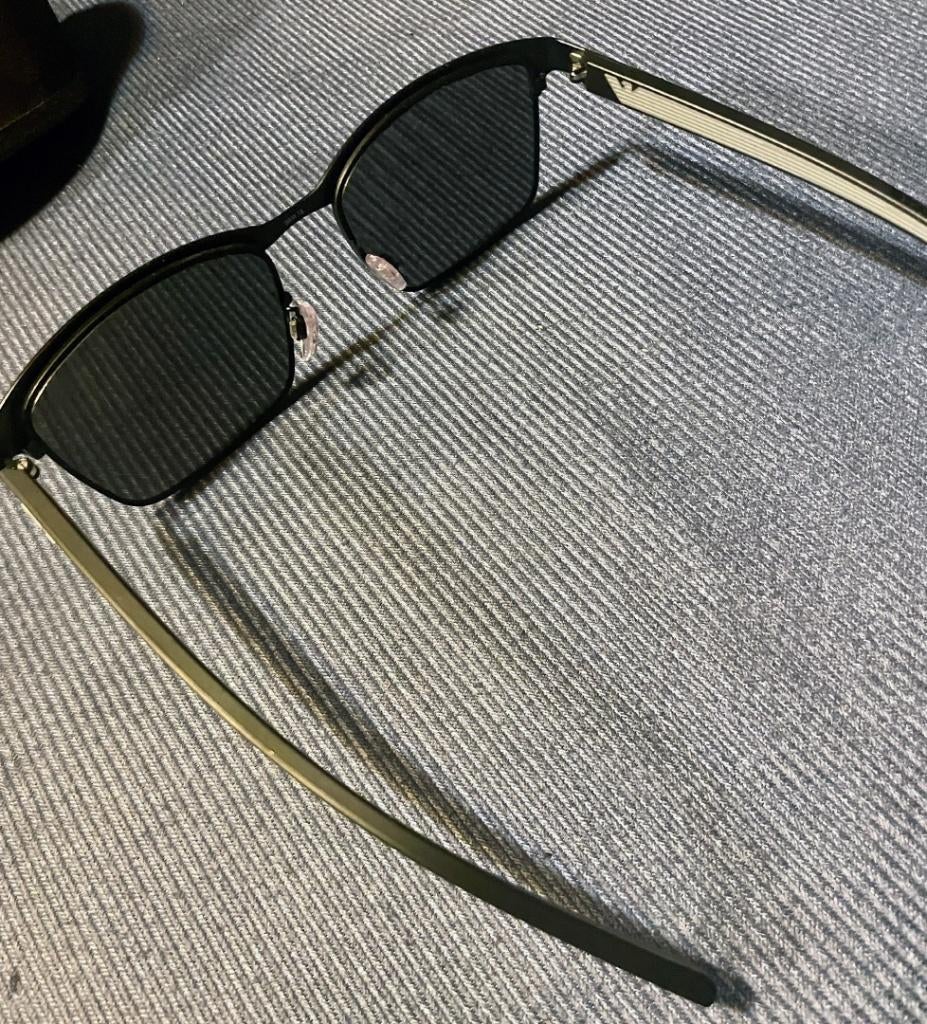 Lunettes de soleil Emporio Armani, Bijoux, Sacs & Beauté, Lunettes de Soleil & Lunettes | Hommes, Neuf, Autres marques, Enlèvement ou Envoi