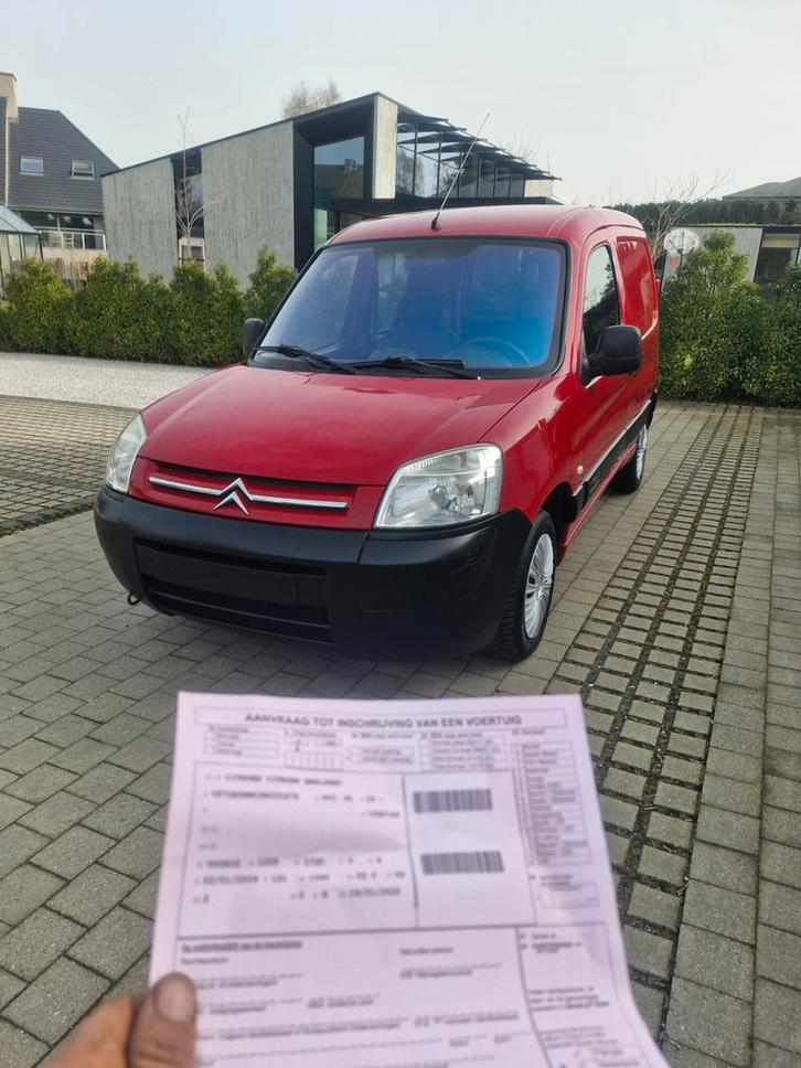 TE KOOP CITROËN BERLINGO VANAF 2009 KM 260.000 MOTOR 1.6 HDI, Auto's, Bestelwagens en Lichte vracht, Particulier, Citroën, Diesel