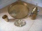 Plat - théière - cendrier - gobelet - en cuivre., Antiquités & Art, Enlèvement ou Envoi, Cuivre
