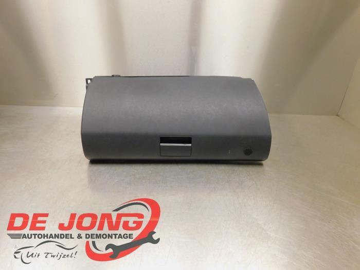 Boîte à gants d'un Mercedes B-Klasse, Autos : Pièces & Accessoires, Tableau de bord & Interrupteurs, Mercedes-Benz, Utilisé, 3 mois de garantie