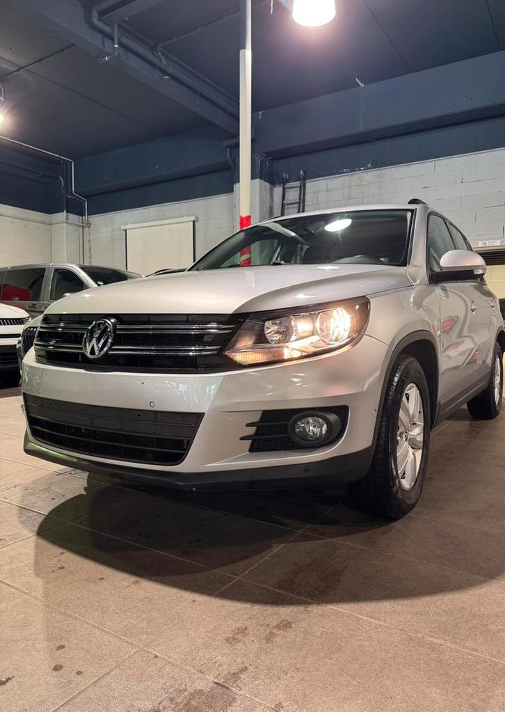 Volkswagen Tiguan gris, Autos, Volkswagen, Entreprise, Achat, Tiguan, ABS, Airbags, Air conditionné, Bluetooth, Avertisseur d'angle mort
