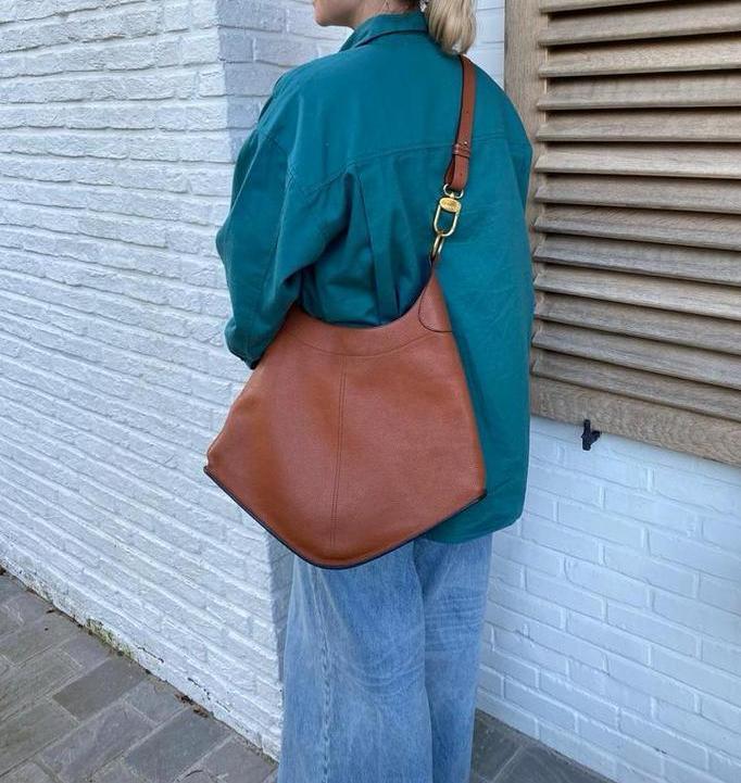 Delaux model Satan, Bijoux, Sacs & Beauté, Sacs | Sacs à bandoulière, Comme neuf, Enlèvement