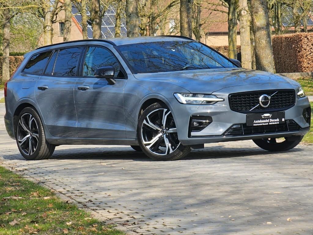 Volvo v60 V60 B4 R Design ultimate dark| CAMERA |LANE ASSIST, Auto's, 1969 cc, Leder, 5 deurs, Hybride Elektrisch/Benzine